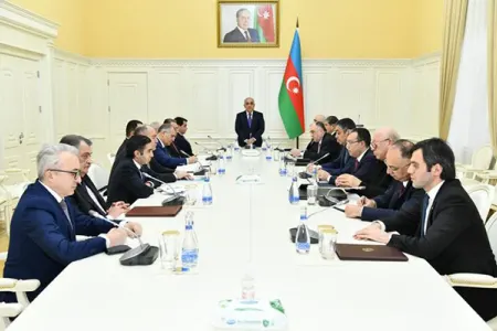 Baş Nazir iclas keçirdi