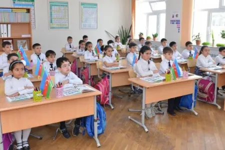 Məktəb və universitetlər aprelin 20-dək bağlı olacaq - RƏSMİ