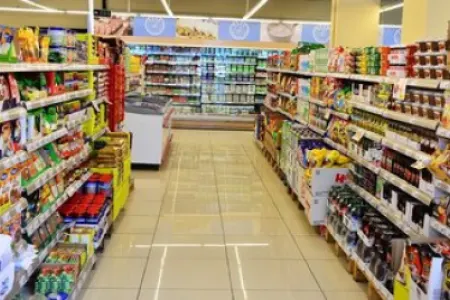 Nazirlik ərzaq mağazaları və apteklərlə bağlı məlumat yaydı