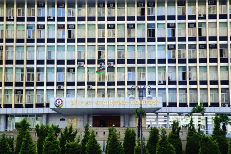 Statistika Komitəsinin sədri maaşını - FONDA KÖÇÜRDÜ