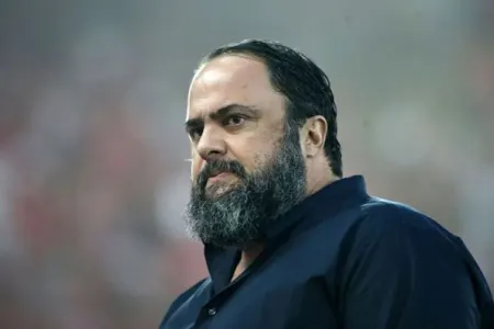 "Olimpiakos”un prezidenti koronavirusa qalib gəldi