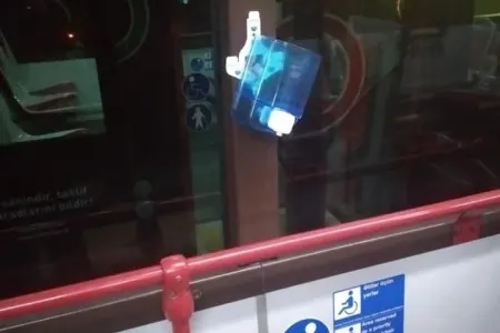 Sərnişinlər 50-dən çox avtobusda dezinfeksiya dispenserlərini qırıb - BNA