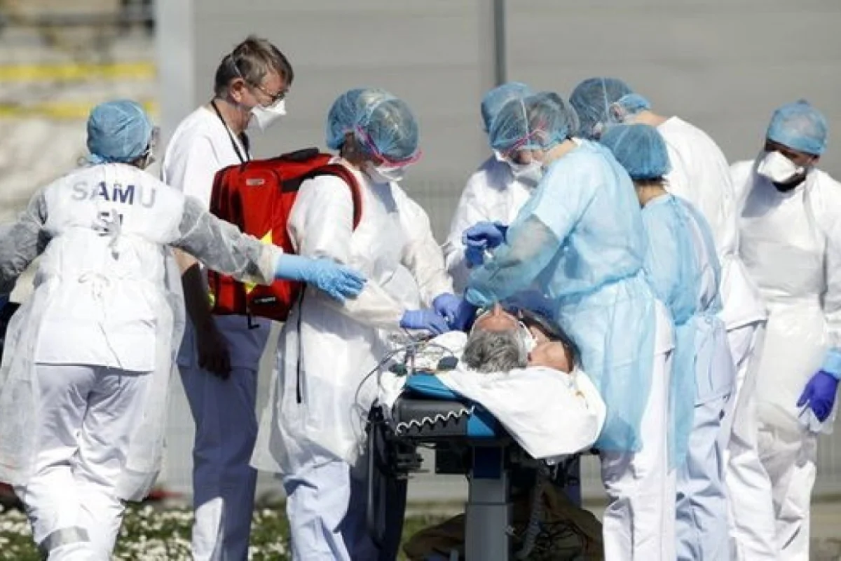 Alimlərdən açıqlama: - “İnsan ölsə də, koronavirus meyitdə yaşayır”