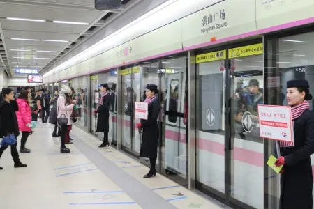 Uhanda əhaliyə metrodan istifadə etməyə - İCAZƏ VERİLDİ