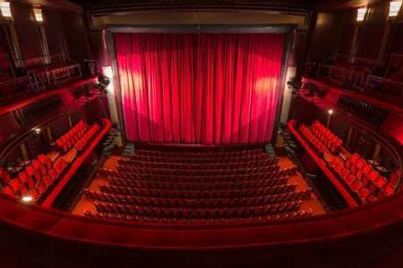 Tbilisi Azərbaycan teatrının işdən çıxarılan aktyorları bəyanat yaydı