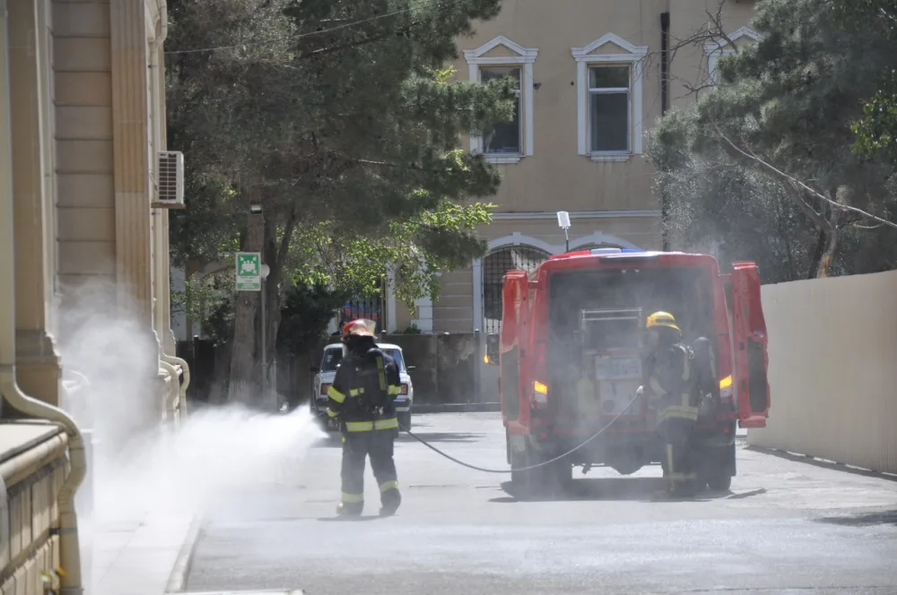 Bakının müxtəlif əraziləri dezinfeksiya - EDİLİR - FOTO - VİDEO