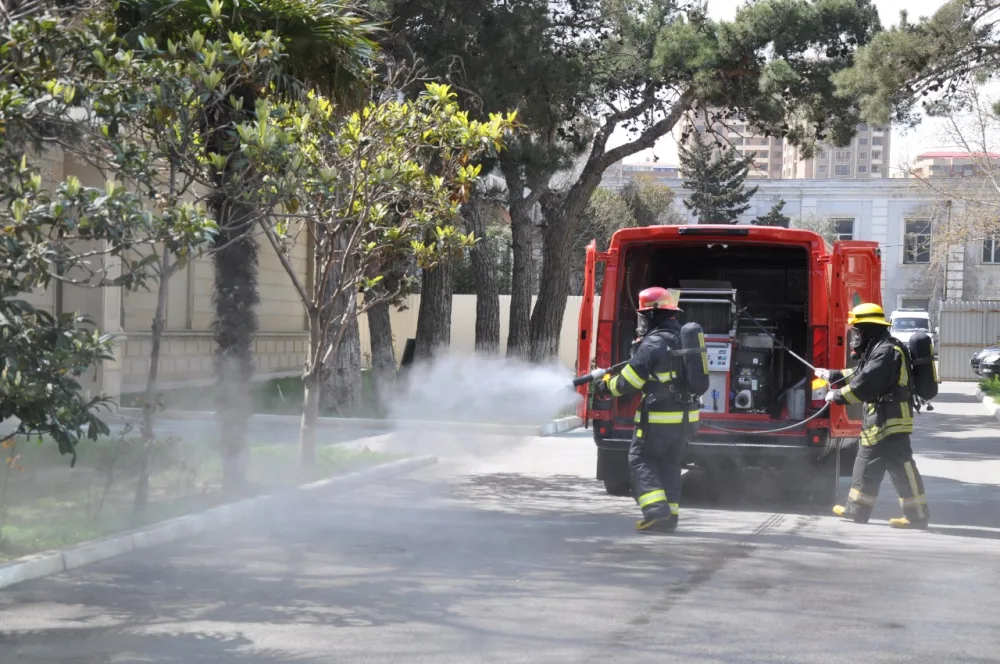 Bakının müxtəlif əraziləri dezinfeksiya - EDİLİR - FOTO - VİDEO