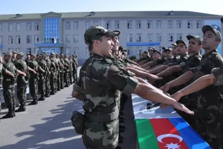 Azərbaycanda hərbi xidmətə çağırış müddəti - UZADILDI