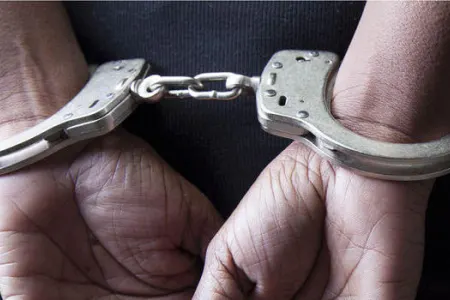 Mağaza və avtomobillərdən oğurluq edən keçmiş məhkumlar - SAXLANILDI