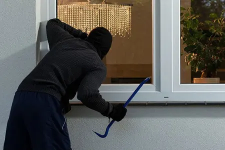 Cəlilabadda evdən 80 minlik - OĞURLUQ EDİLDİ