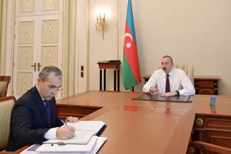 İLHAM ƏLİYEV: - "Bəzi vətəndaşların məsuliyyətsizliyi ucbatından koronavirus Azərbaycanda daha geniş vüsət alır” - VİDEO