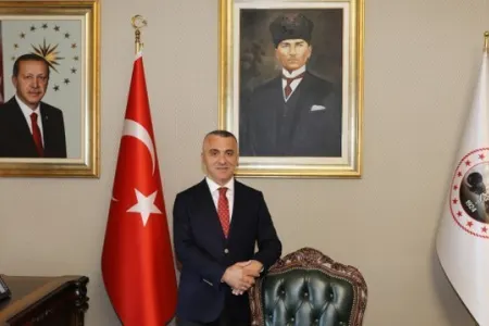 Türkiyədə yüksək vəzifəli şəxs koronavirusa yoluxdu
