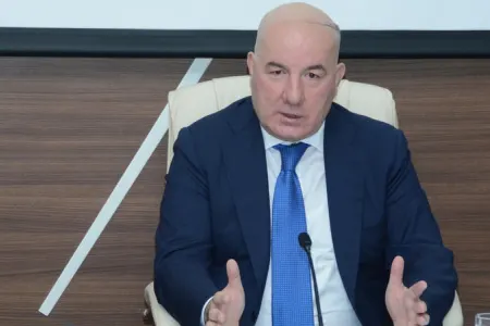 Elman Rüstəmovun səlahiyyət müddəti - BAŞA ÇATIR