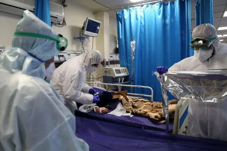 Türkiyədə 601 tibb işçisi koronavirusa yoluxub - 1 PROFESSOR ÖLDÜ