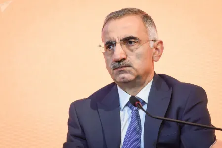 Azərbaycanda karantin dövründə internetdən istifadə artıb - RƏSMİ