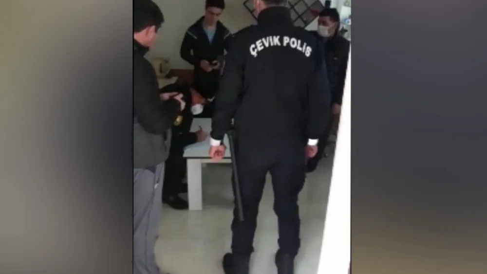 Karantin rejimini pozan kafe və kişi salonu - AŞKARLANDI - FOTOLAR