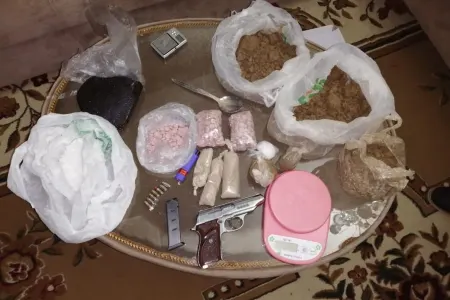 Onlayn yolla narkotik satan şəxs - ƏLƏ KEÇDİ