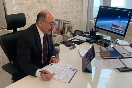 Əbülfəs Qarayev vətəndaşların videoqəbulunu keçirdi