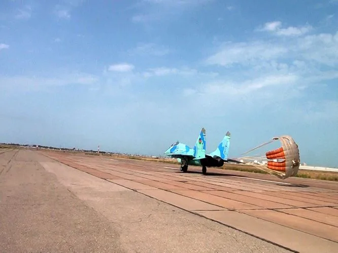 MiQ-29 və Su-25 təyyarələrinin ekipajları ilə taktiki-uçuş təlimi - KEÇİRİLDİ - FOTOLAR