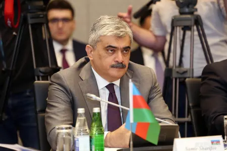 "Neft ölkələri arasında ticarət çəkişmələri tədiyə balansımızı pisləşdirib"- - Samir Şərifov