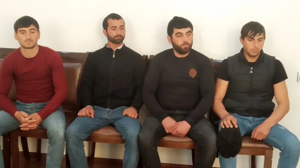 Mağazalardan oğurluq edən keçmiş məhkumlar - TUTULDU - FOTOLAR