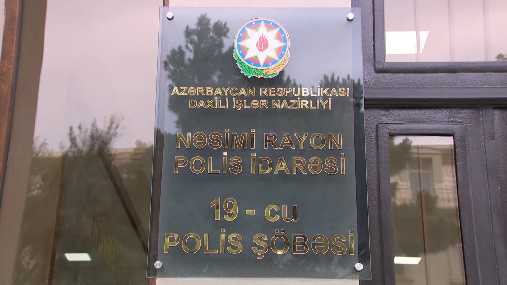 Bakıda sürücünü bıçaqla hədələyib - PULUNU OĞURLADILAR - FOTO - VİDEO