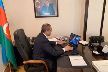 Milli Məclisin bitərəf deputatlarının - İCLASI KEÇİRİLİB