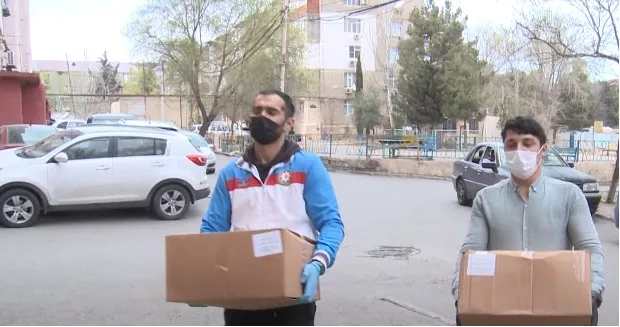 Sumqayıtda 5 mindən çox ailəyə ərzaq bağlamaları paylandı - FOTO