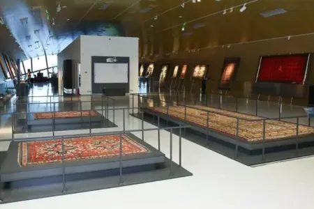 İtaliyanın məşhur "La Stampa" qəzetində Azərbaycan Milli Xalça Muzeyindən - BƏHS EDİLİB - FOTO