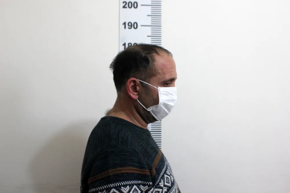 Karantini pozaraq narkotik satan "Baba" - TUTULDU - FOTO