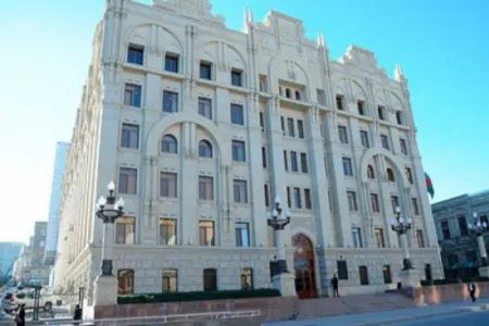 Bakıda polis və hərbçini vuran sürücüyə - CİNAYƏT İŞİ AÇILDI