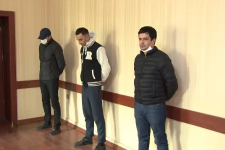 Bakıda karantin rejimini pozan - KAFE AŞKARLANDI - FOTO - VİDEO