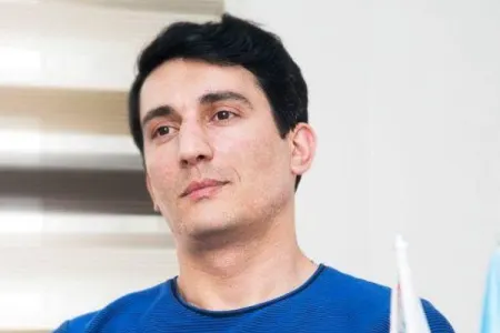 "Qiraət pafosu sevmir"- - XƏZƏR SÜLEYMANLI