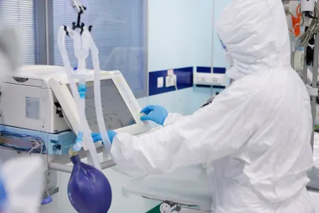 Koronavirus peyvəndinin insan üzərində ilk sınağı - BU TARİXDƏ BAŞ TUTACAQ