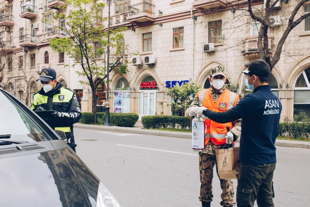 ASAN könüllüləri və “Azərsun”dan polislərə təşəkkür - FOTO