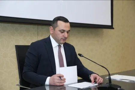 Çağrı Mərkəzində 21 psixoloq insanlara dəstək verəcək