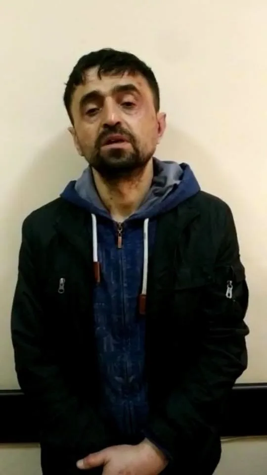 Tibbi maska taxıb, silahla aptekə - HÜCUM ETDİ - FOTO