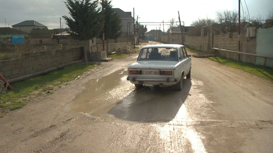 Xəzər rayonunda son üç ayda 18 kilometr yol - TƏMİR EDİLİB - FOTO