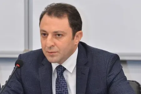 “Elə görünməsin ki, biz məktəblərin açılacağı tarixi bilirik, amma demirik”- - Elnur Məmmədov