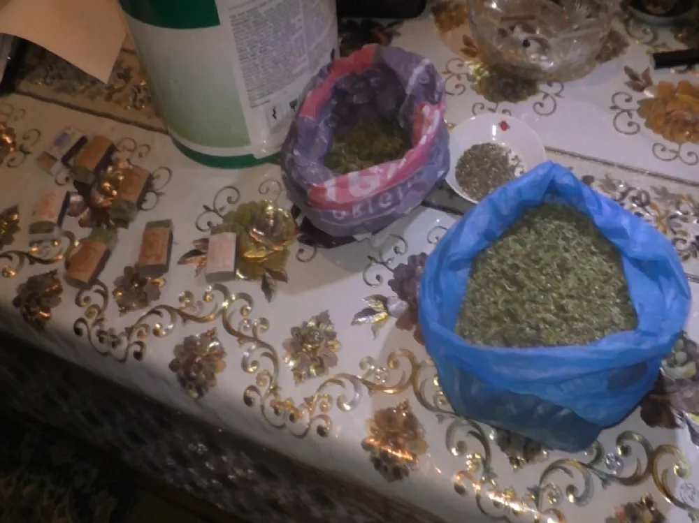 Qubada iki kiloqrama yaxın narkotik vasitə - DÖVRİYYƏDƏN ÇIXARILDI