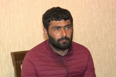 Özünü nazirliyin əməkdaşı kimi təqdim edib... - FOTO