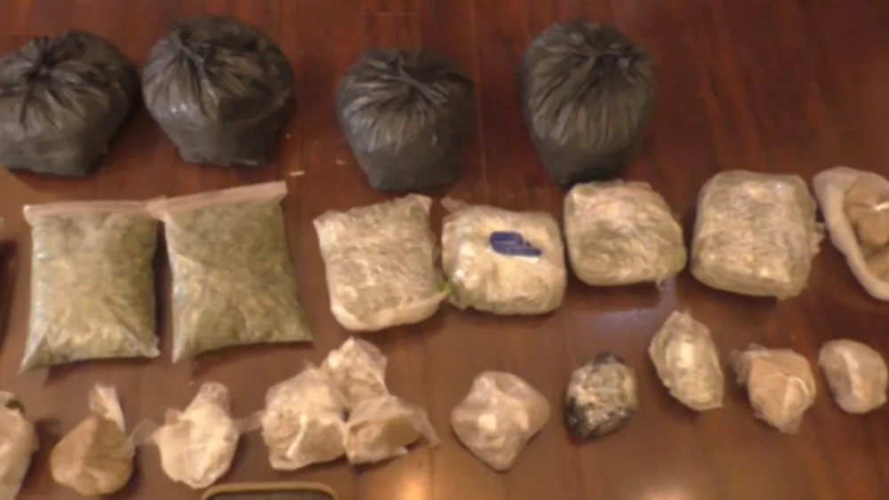 Yardımlıda narkotacirlərdən silah - GÖTÜRÜLDÜ - FOTO