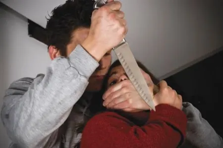 Azərbaycanda dəhşətli qətl: 27 yaşlı arvadının - BAŞINI KƏSƏRƏK ÖLDÜRDÜ