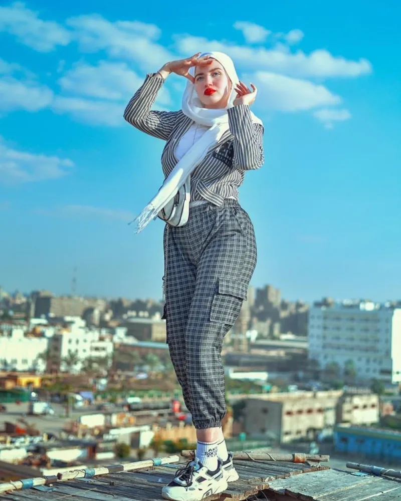Məşhur "TikTok"çu əxlaqsızlığa görə - HƏBS OLUNDU - FOTO