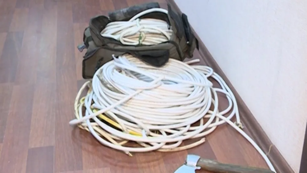 Rabitə naqillərini oğurlayan keçmiş məhkum - TUTULDU - FOTO