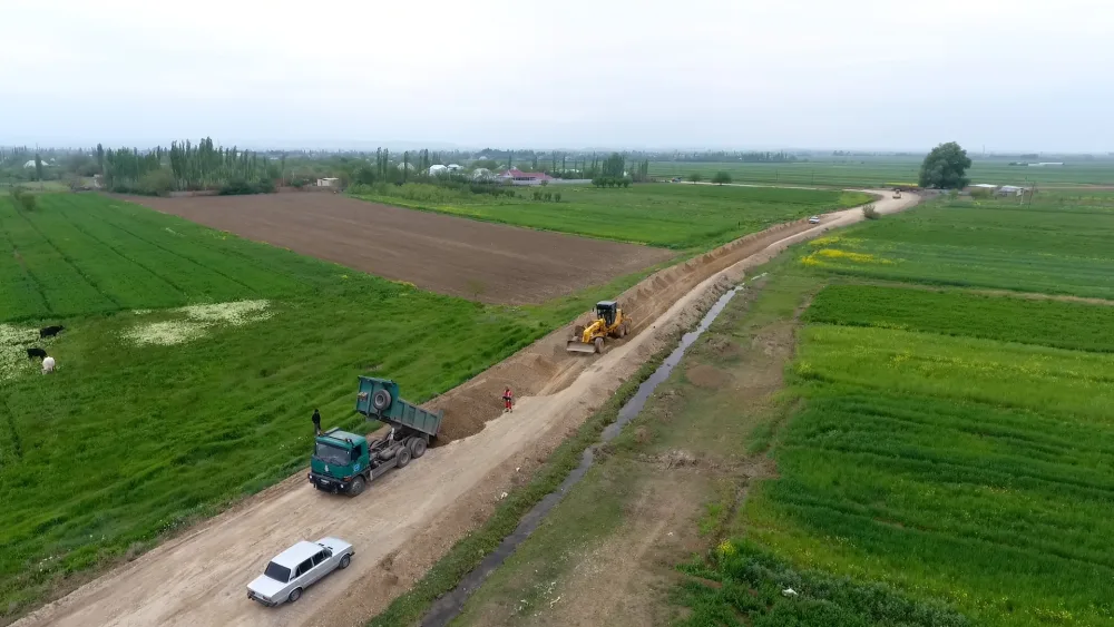 Cəbhəyanı yollar yenidən qurulur - FOTO