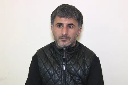 Keçmiş məhkumun avtomobilində çoxlu sayda - SİLAH AŞKARLANDI - VİDEO