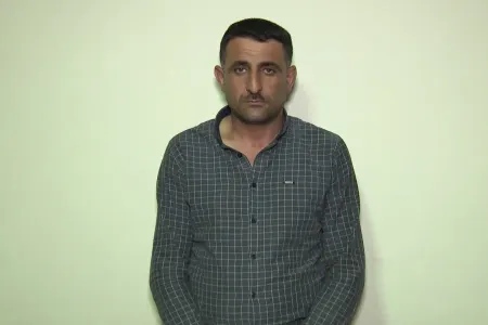 1 kilo narkotiki 20 min manata satmaq istədi- - ƏLƏ KEÇDİ - FOTO