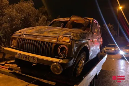 Bakıda tuneldə avtomobil - AŞDI - FOTO