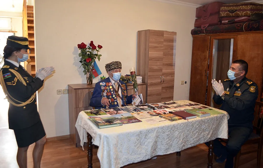 Hərbi qulluqçular müharibə veteranlarını - ZİYARƏT ETDİ - FOTO - VİDEO